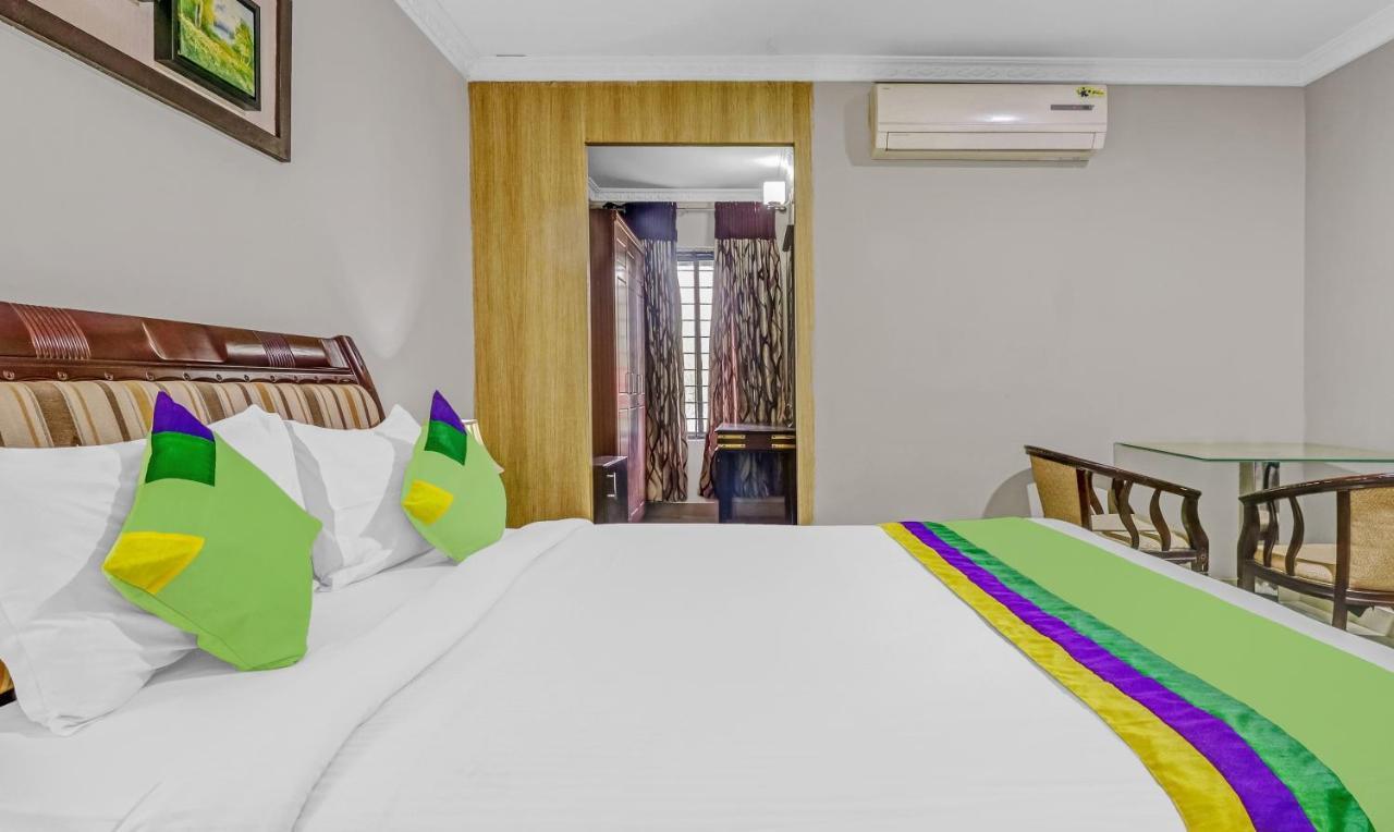 Treebo Symphony Hotels And Resorts Angamally Kizhake Chālakudi Exteriér fotografie
