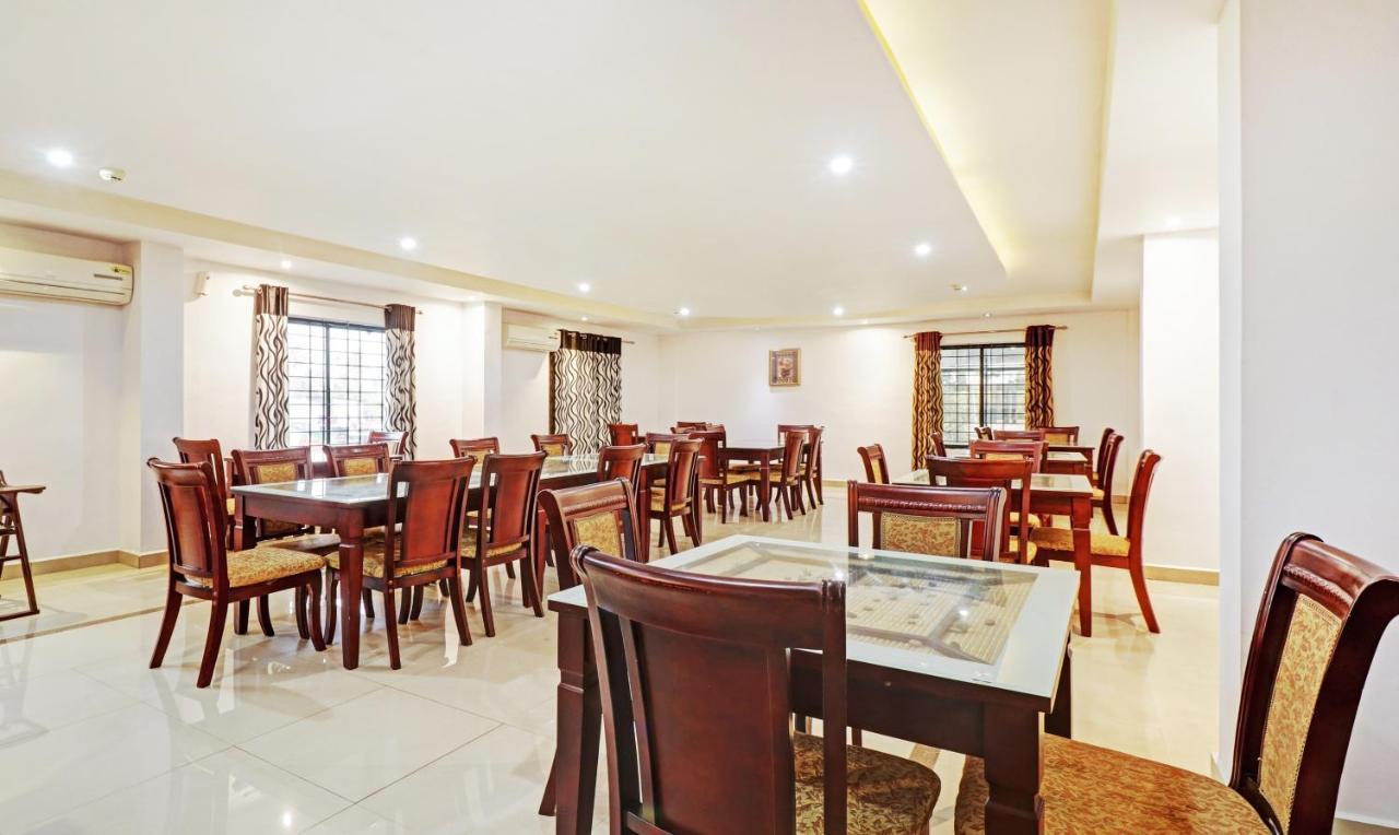 Treebo Symphony Hotels And Resorts Angamally Kizhake Chālakudi Exteriér fotografie