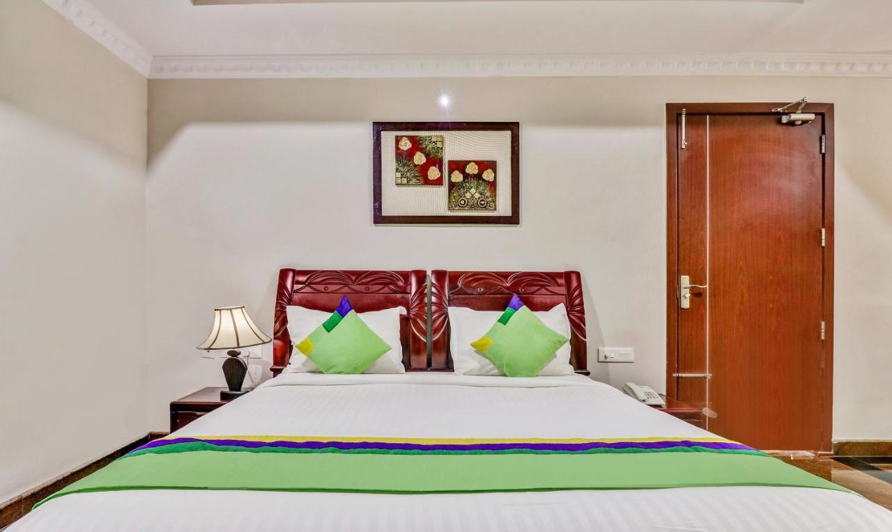 Treebo Symphony Hotels And Resorts Angamally Kizhake Chālakudi Exteriér fotografie