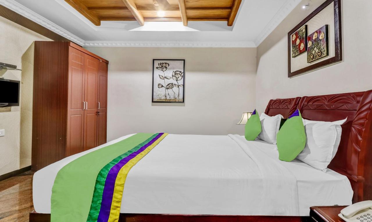 Treebo Symphony Hotels And Resorts Angamally Kizhake Chālakudi Exteriér fotografie